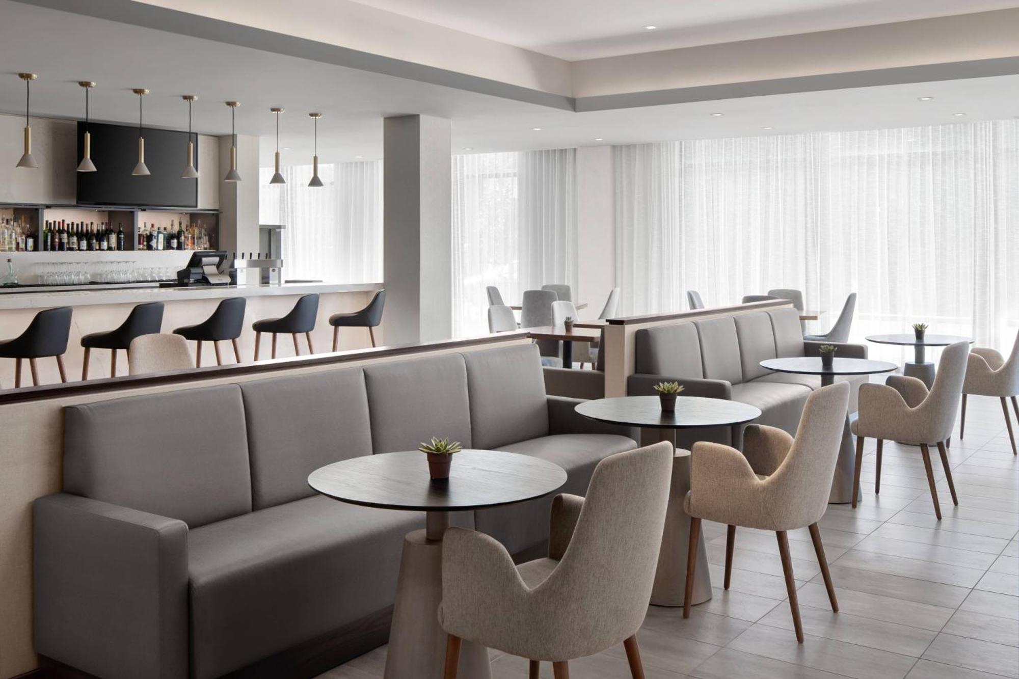 Ac Hotel By Marriott Santa Rosa Sonoma Wine Country المظهر الخارجي الصورة